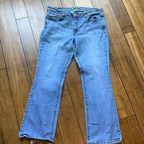 Vintage Levi’s 515 Jeans (size 14) & Levi’s Classic Straight Leg Jeans (size 12) - Picture 5 of 13